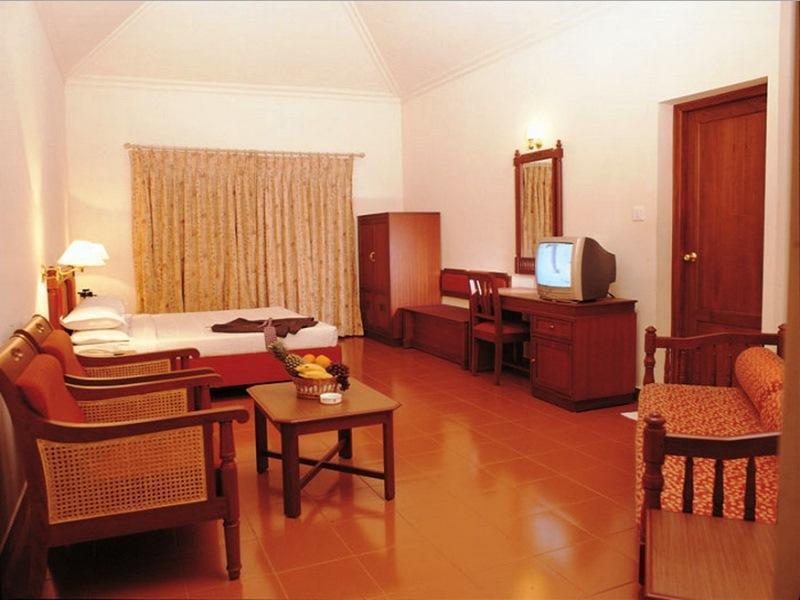 Hotel Silver Crest Thekkady Extérieur photo