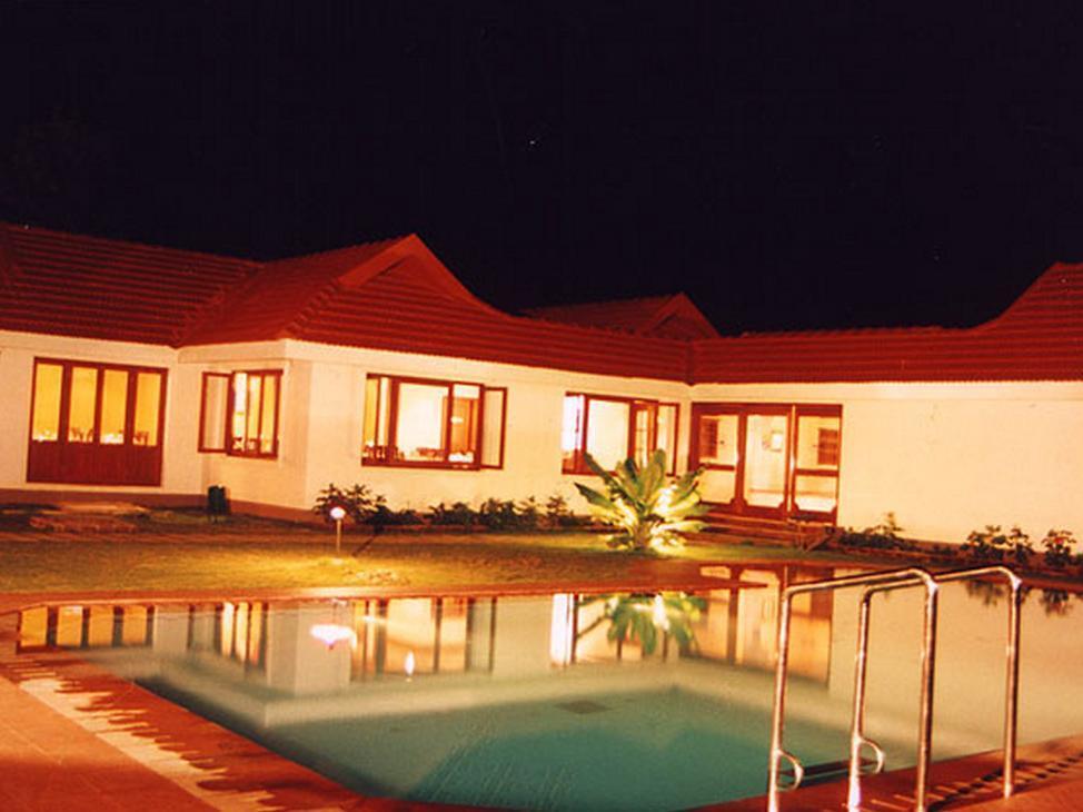 Hotel Silver Crest Thekkady Extérieur photo